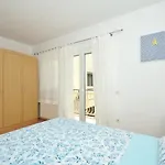 Sunshine House Near The Sea *