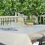 公寓 Sunshine House Near The Sea