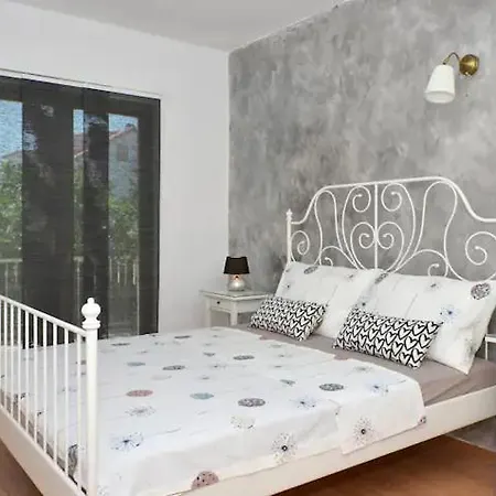 Sunshine House Near The Sea Διαμέρισμα