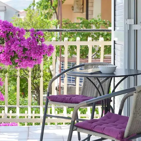 Sunshine House Near The Sea * Kastela